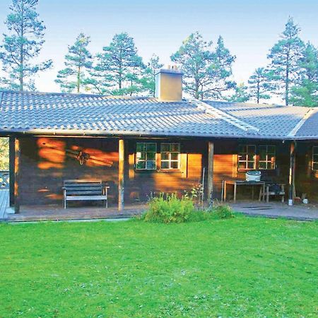 Gorgeous Home In Kaelarne With House Sea View Ovsjobyn ภายนอก รูปภาพ