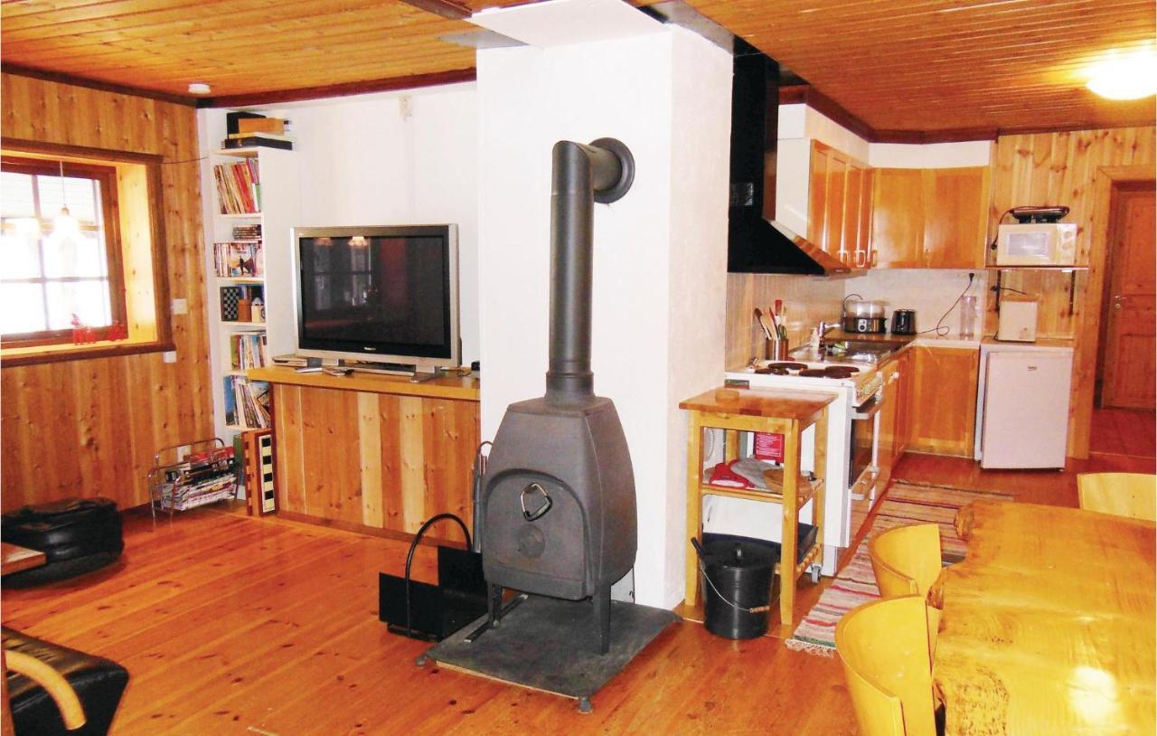 Gorgeous Home In Kaelarne With House Sea View Ovsjobyn ภายนอก รูปภาพ