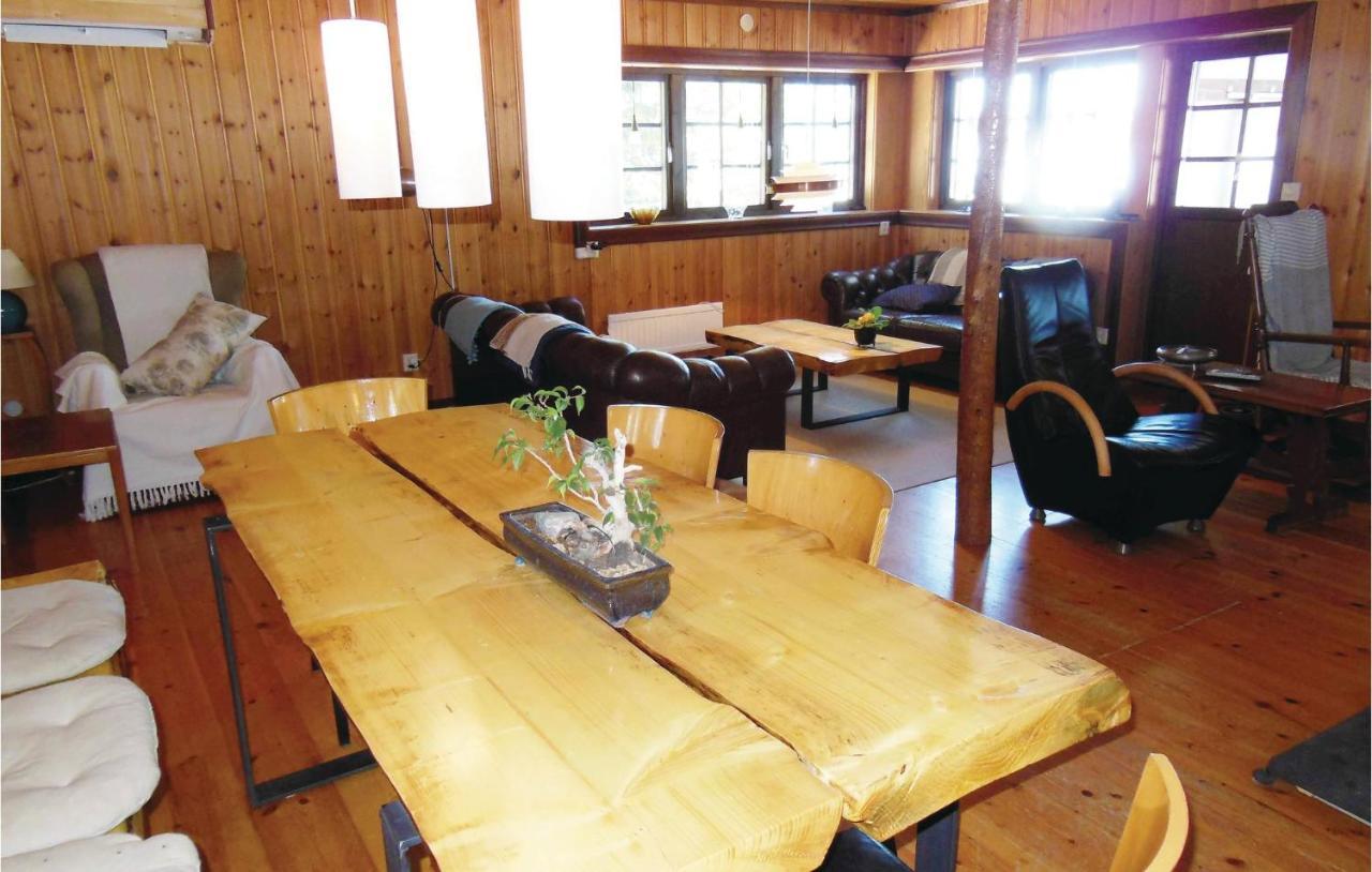 Gorgeous Home In Kaelarne With House Sea View Ovsjobyn ภายนอก รูปภาพ
